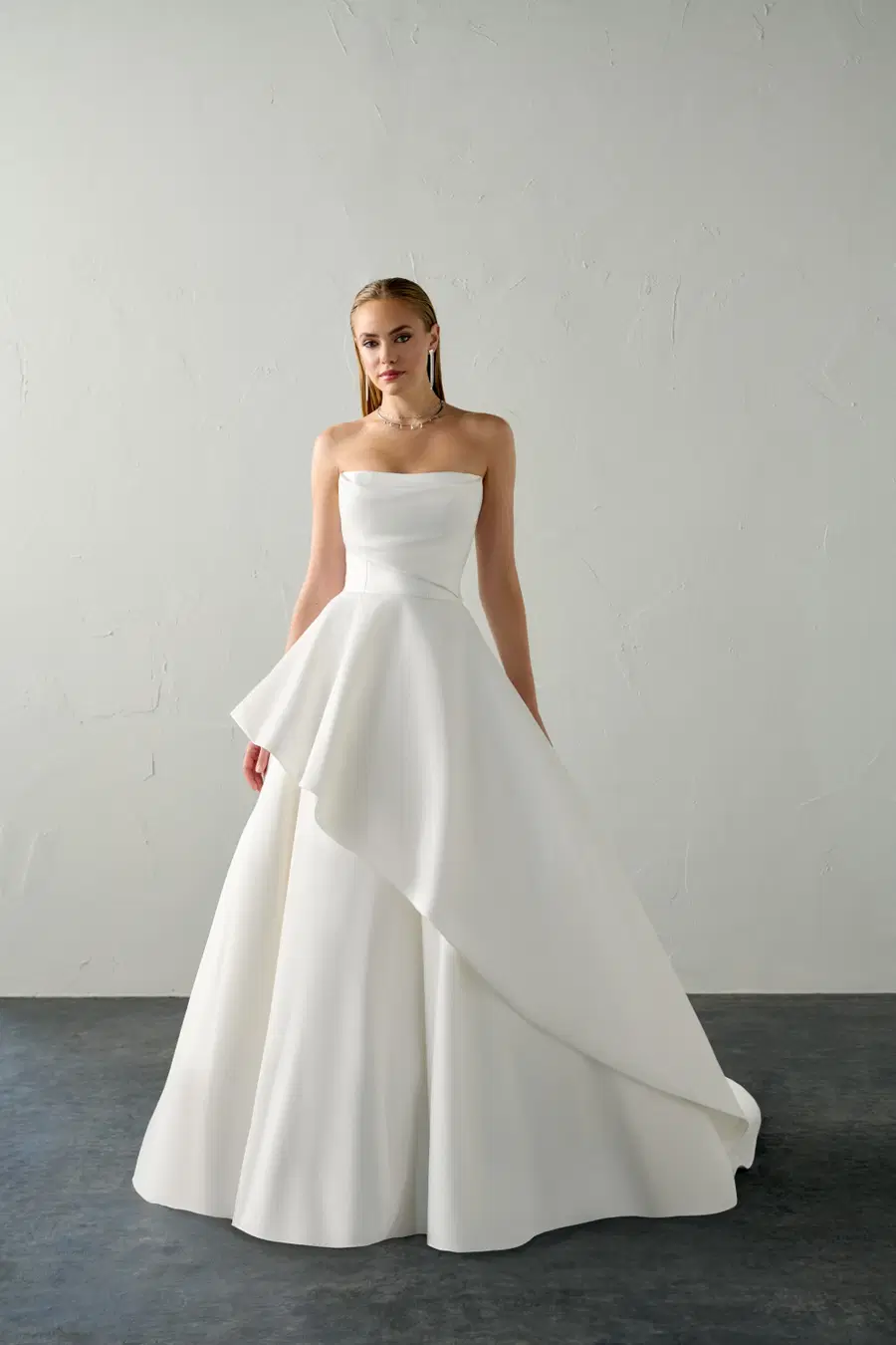 Swan by Justin Alexander Signature: A-Line silhouette, straight neckline, sleeveless, satin