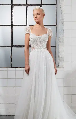 Aria by Avenue by Josephine Scott - view 4 of 11