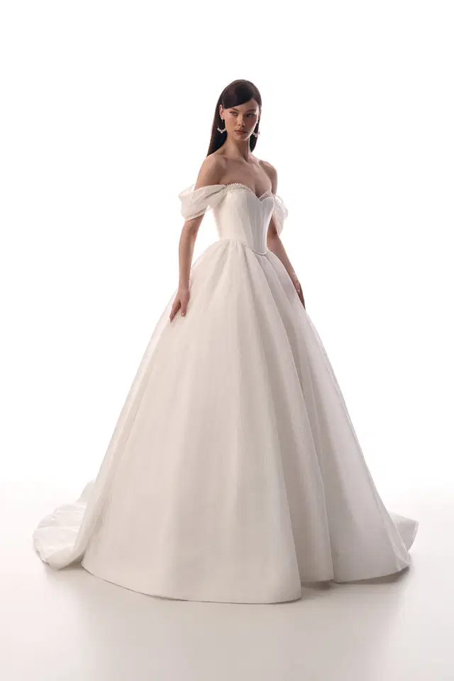 Tina by Innocentia: Ball Gown silhouette, sweetheart neckline, lace
