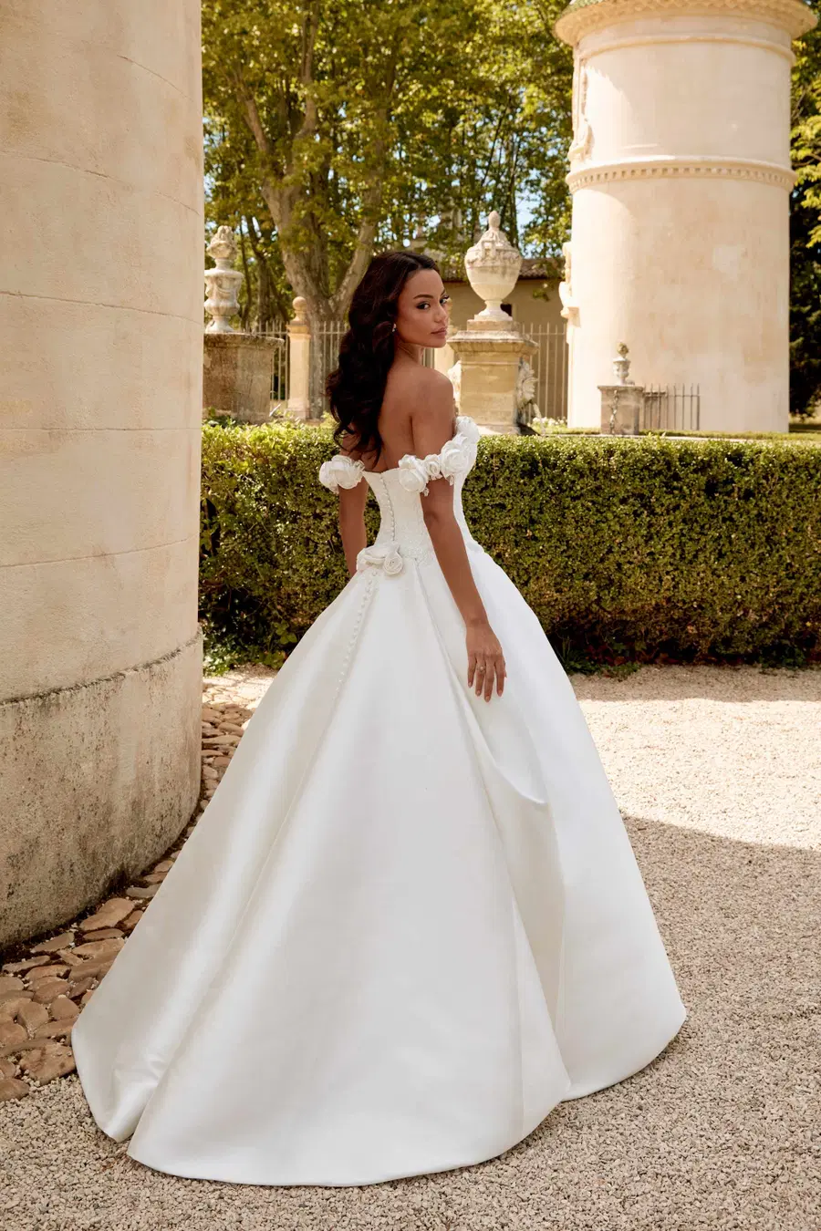 44570 by Sincerity Bridal - view 2 of 9