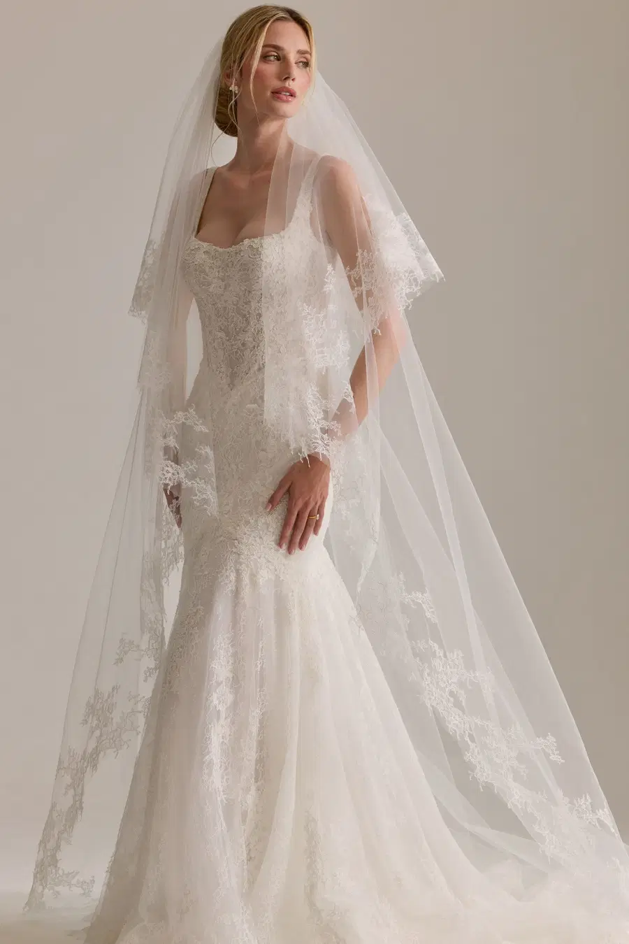 Isolde by Josephine Scott - view 6 of 9