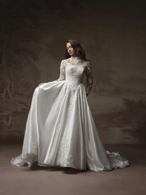 Dahlia wedding dress by Maggie Sottero, A-line, organza