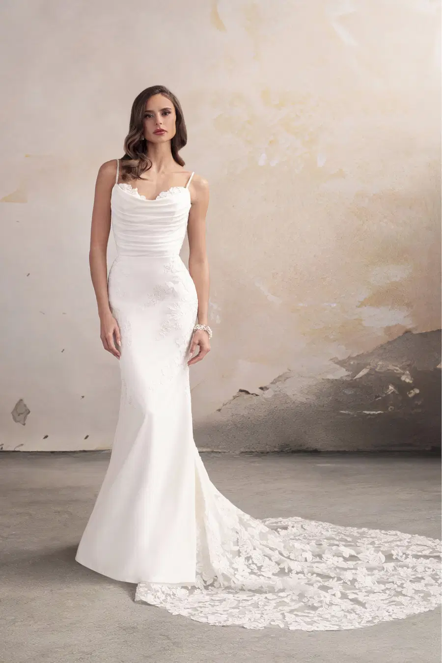 Kara by Donna Salado Couture: Fit & Flare silhouette, sweetheart neckline, sleeveless, crepe