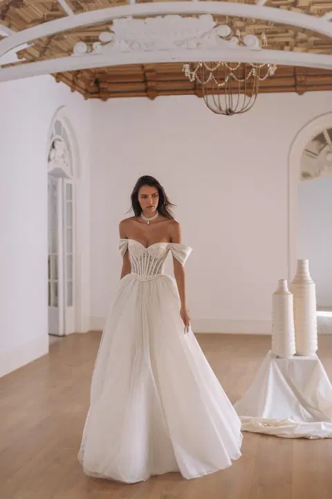 Gemini wedding dress by Wona Concept, A-line, tulle