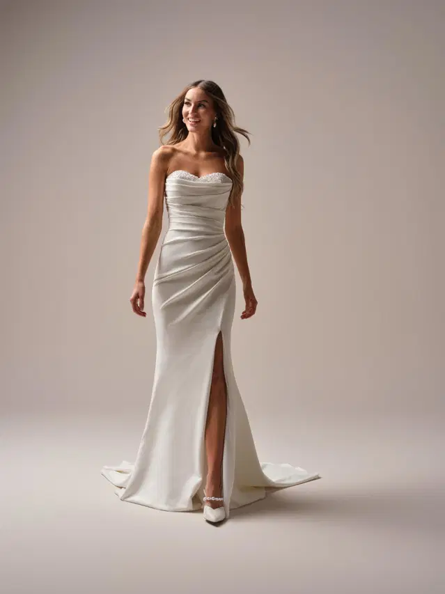 Kathleen by Rebecca Ingram: Fit & Flare silhouette, sweetheart neckline, sleeveless, crepe