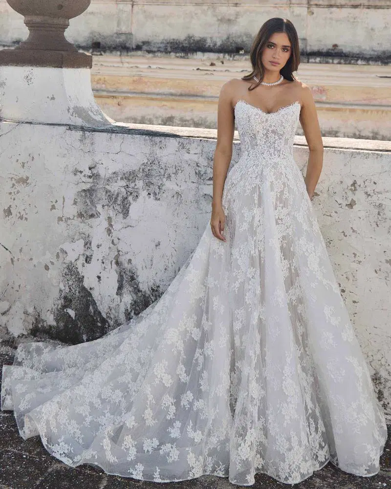LA25243 Sam by Calla Blanche: Ball Gown silhouette, sweetheart neckline, sleeveless, lace