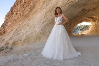 Annastacia by Azuree Bridal - view 4 of 4