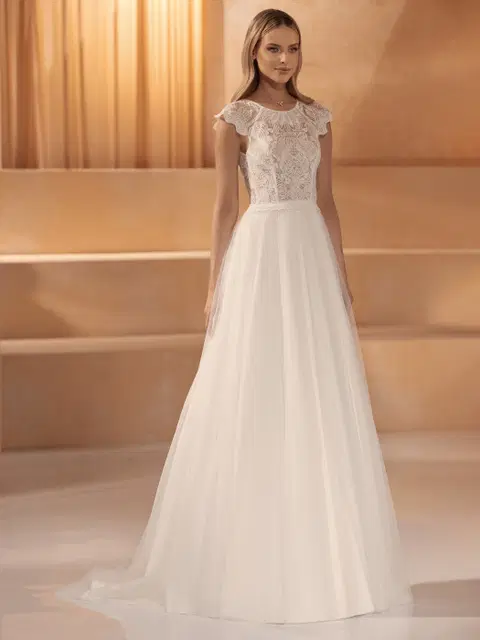 Tania wedding dress by Bianco Evento, A-line, lace
