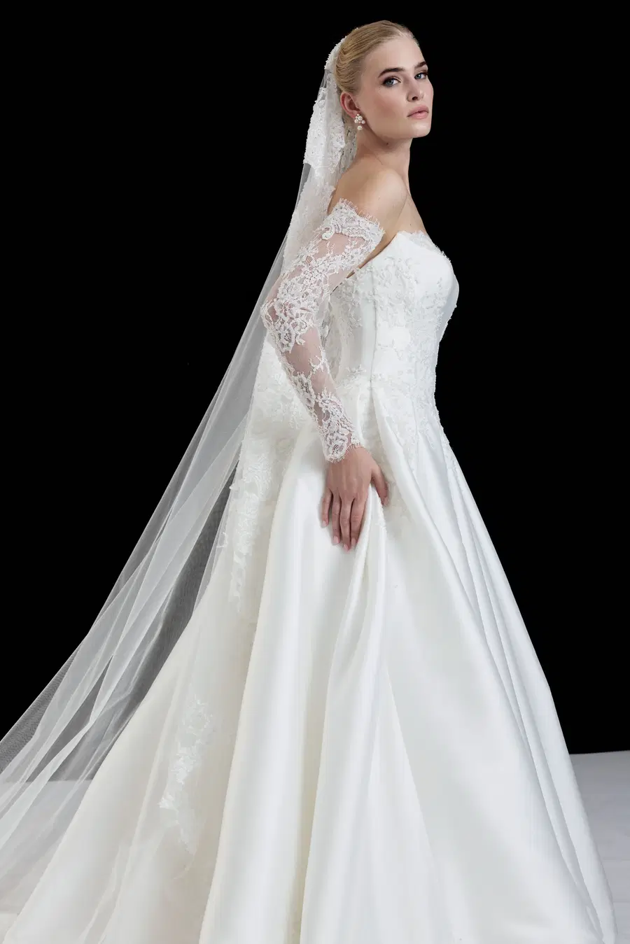Cordelia by Josephine Scott - view 5 of 9