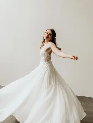 HAILEY by Esther Hofmann - view 5 of 9