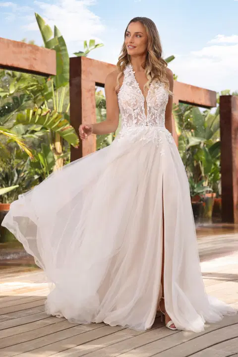 Berber wedding dress by Azuree Bridal, A-line, lace