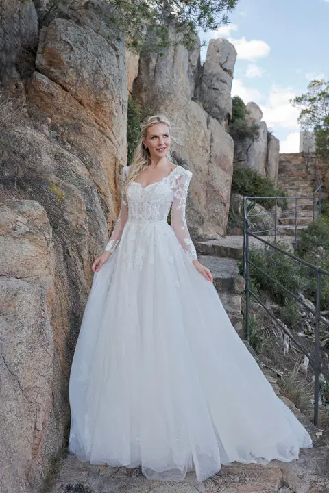 Style B2414 wedding dress by Amera Vera, ball gown, lace