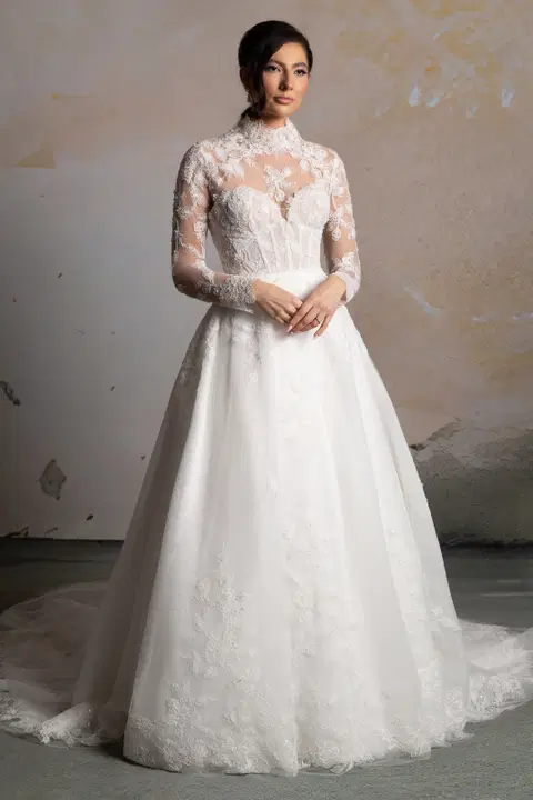 Richenza Overskirt by Donna Salado Bridal, ball gown, lace