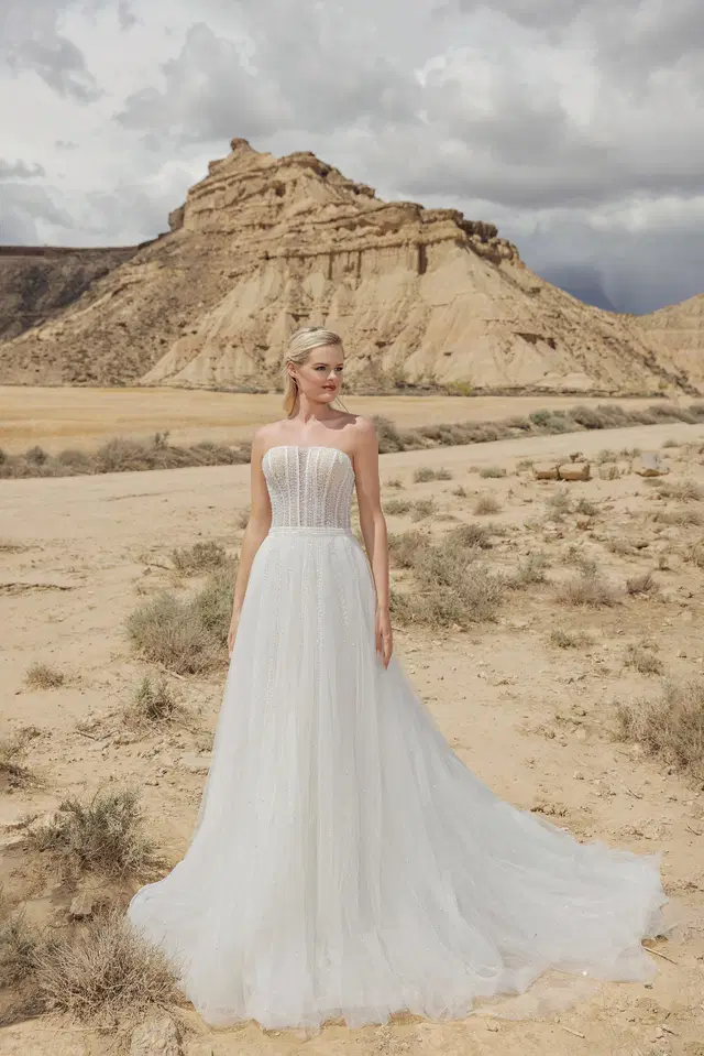 DT102 by Duett: Ball Gown silhouette, straight neckline, sleeveless, tulle
