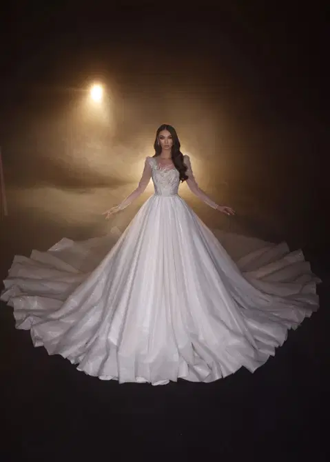 Style R 24-025 wedding dress by Ricca Sposa, A-line, tulle