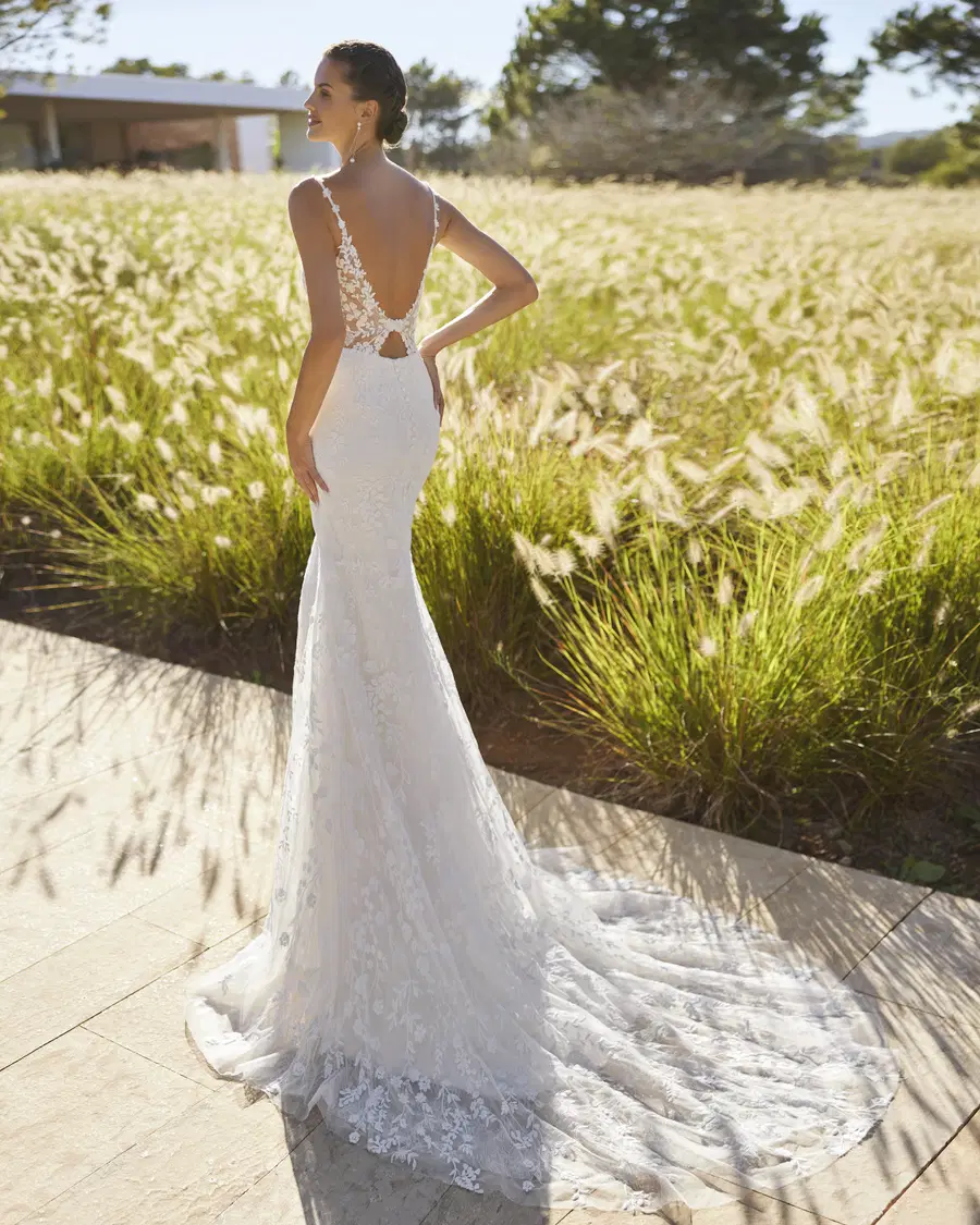 Semi by Adriana Alier - view 2 of 3