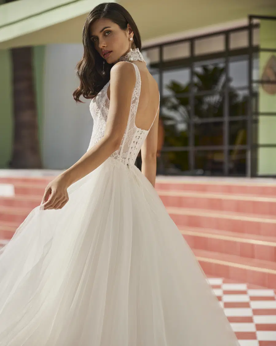 Jillyn by Luna Novias - view 3 of 4