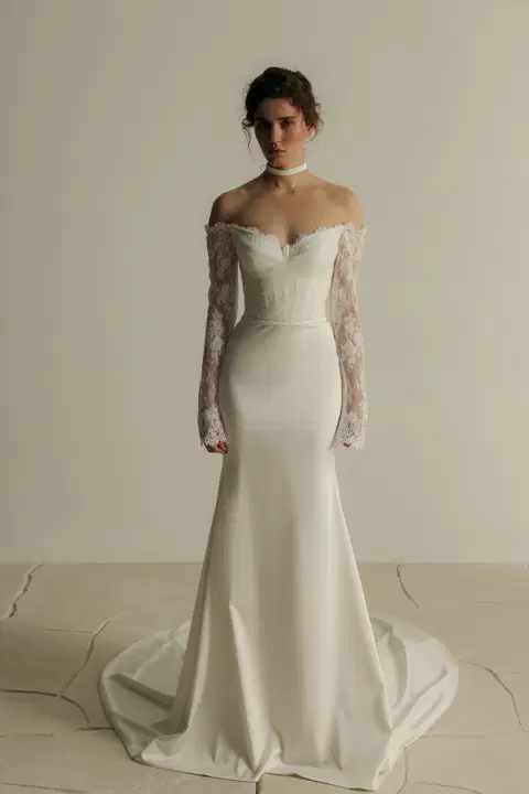 Leif wedding dress by Eva Lendel, mermaid, lace