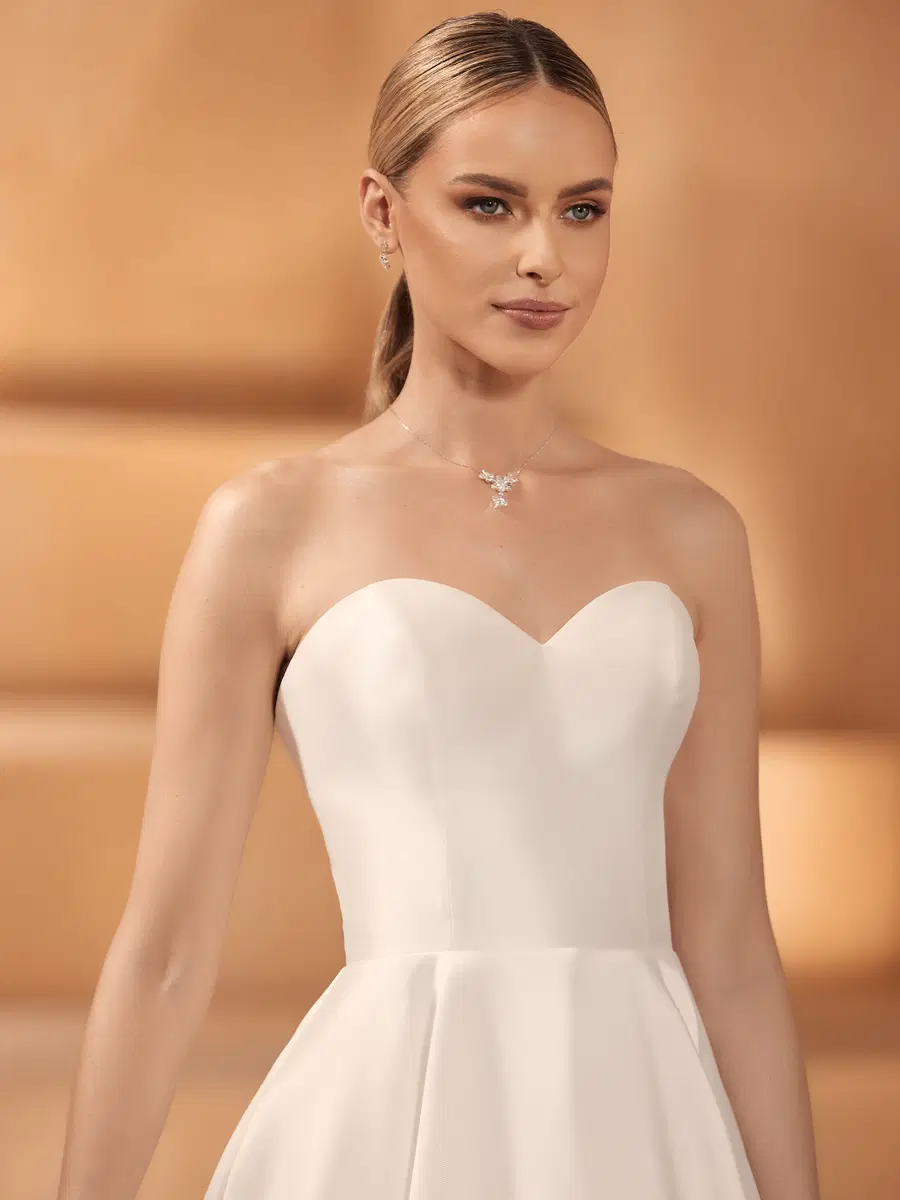 OLGA by Bianco Evento - view 3 of 5