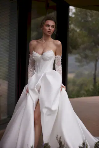 Kloe by Eva Lendel - view 3 of 4
