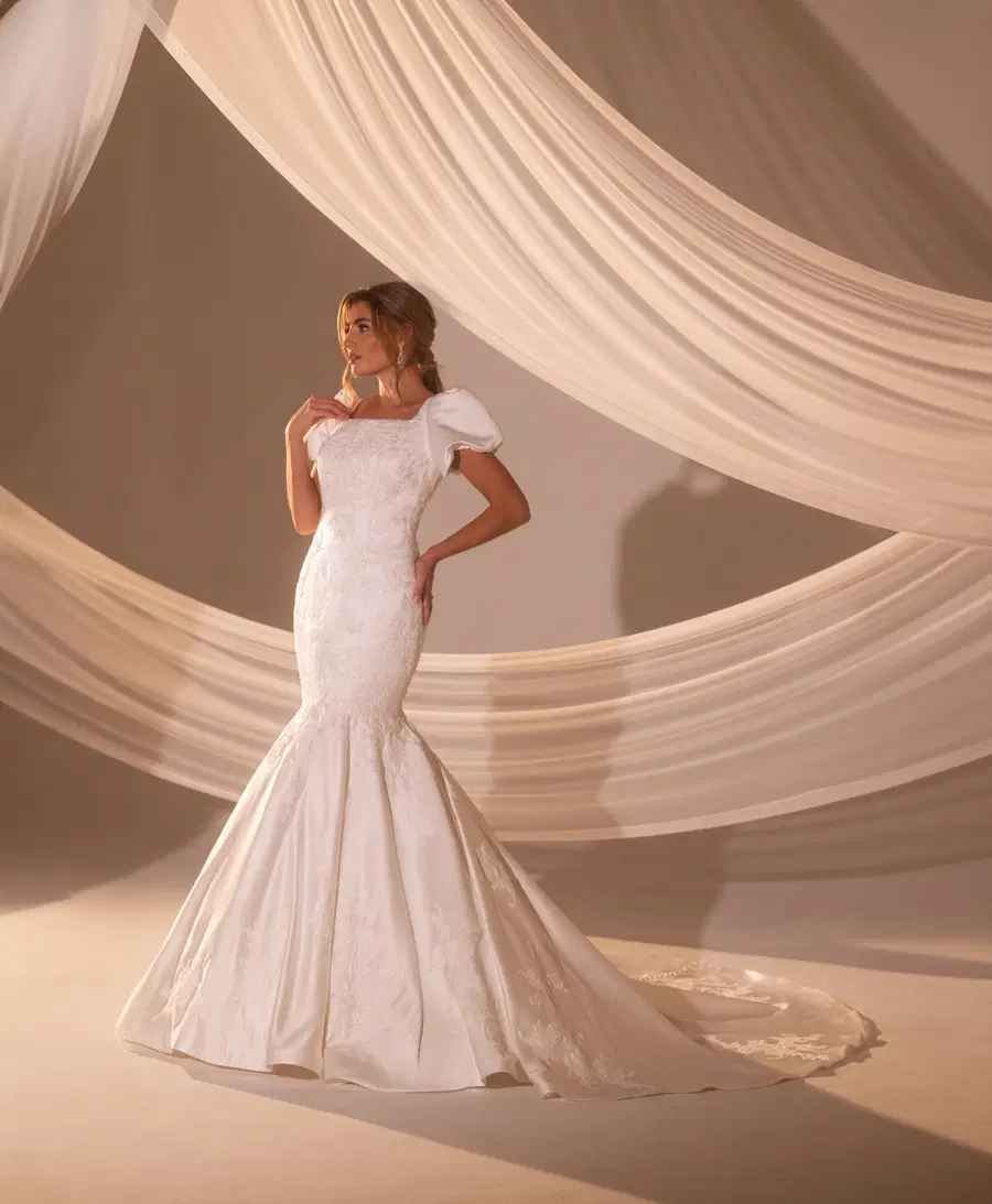 RB7015 by Rachel Allan: boat neck neckline, puff sleeves, satin