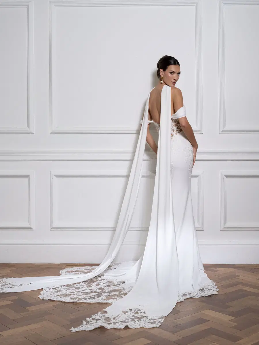 Chloe by Avenue by Josephine Scott - view 3 of 8