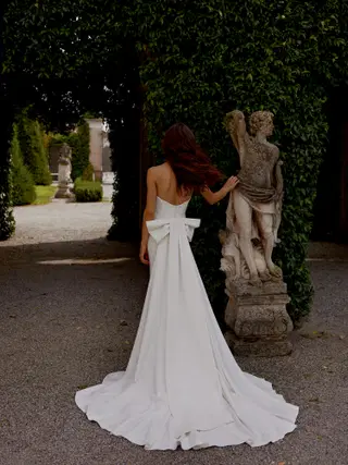 Isdora by Justin Alexander - view 6 of 7