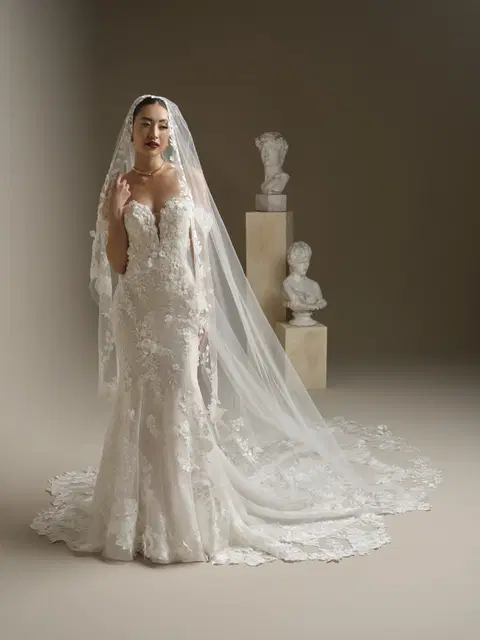 Rashida wedding dress by Sottero & Midgley, fit & flare, lace