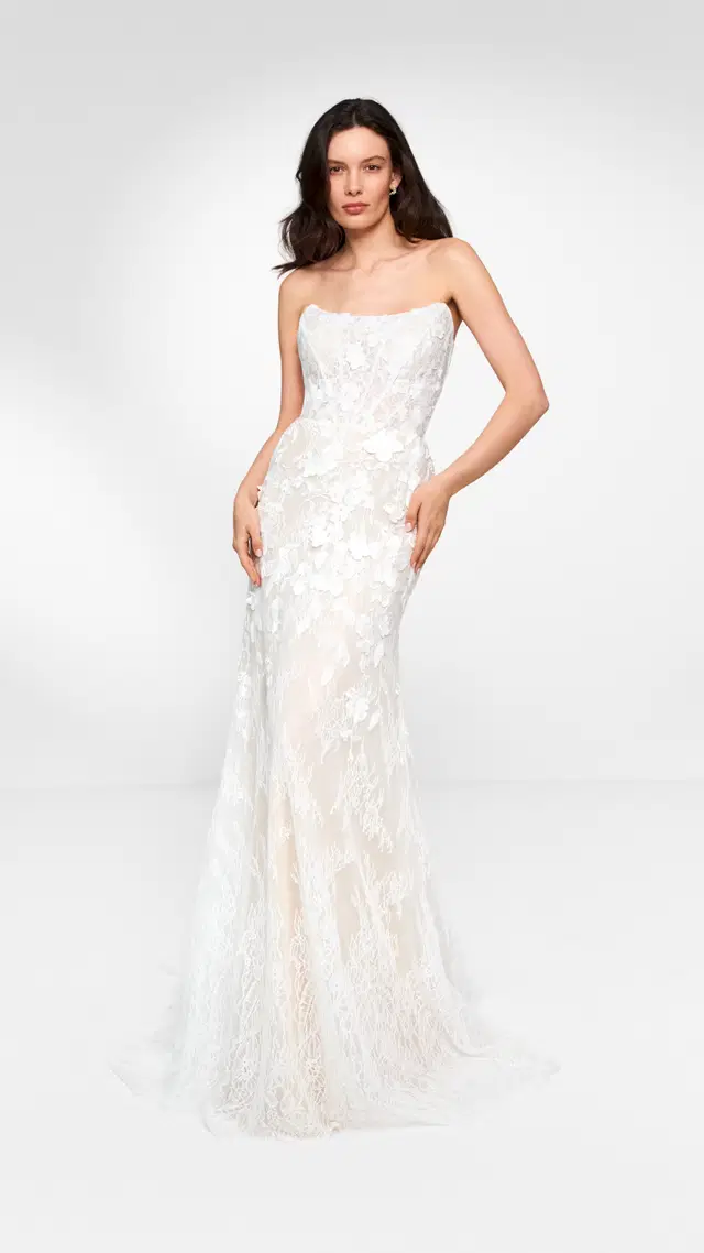 Willow by Anna Kara: Fit & Flare silhouette, boat neck neckline, separate sleeves, lace