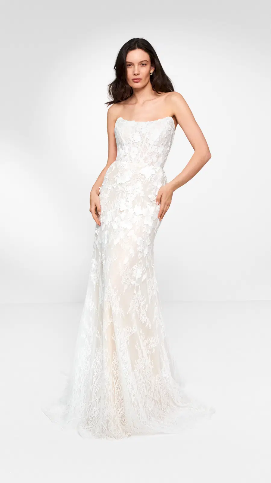 Willow by Anna Kara: Fit & Flare silhouette, boat neck neckline, separate sleeves, lace