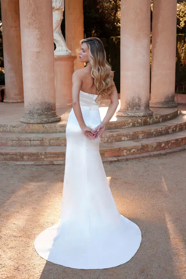 CHARLOTTE by Serravalle - view 3 of 3