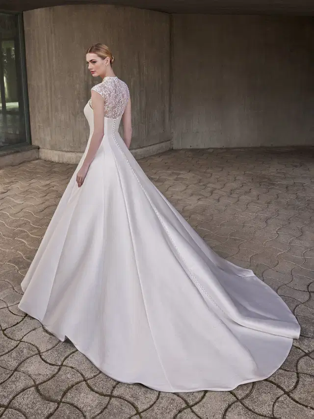 CARLOTTA by Pronovias - view 2 of 3