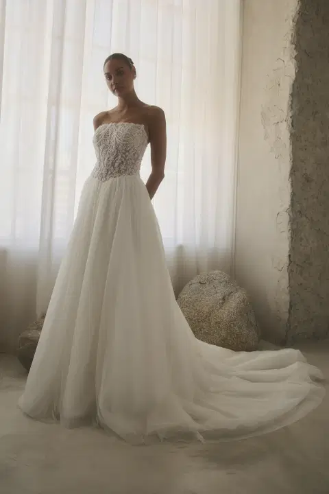Style 2622 wedding dress by Casablanca Bridal, A-line, straight