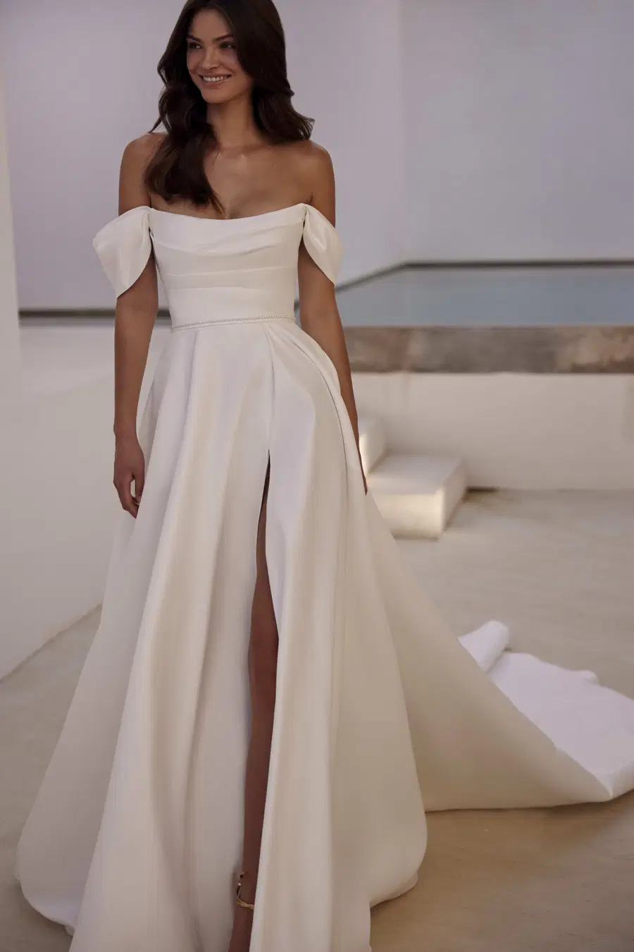 Camelia by Milla Nova - view 8 of 8
