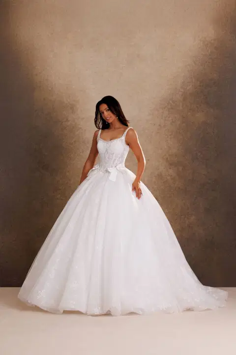 Style RB6207 wedding dress by Rachel Allan, ball gown, lace