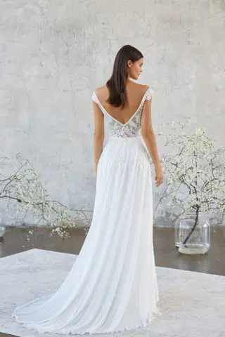 E-5294 by Elizabeth Passion - view 3 of 4