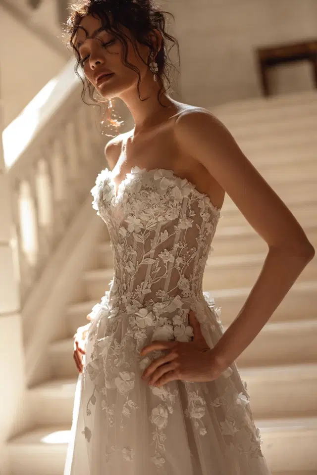 Domna by Ella Novia - view 2 of 3