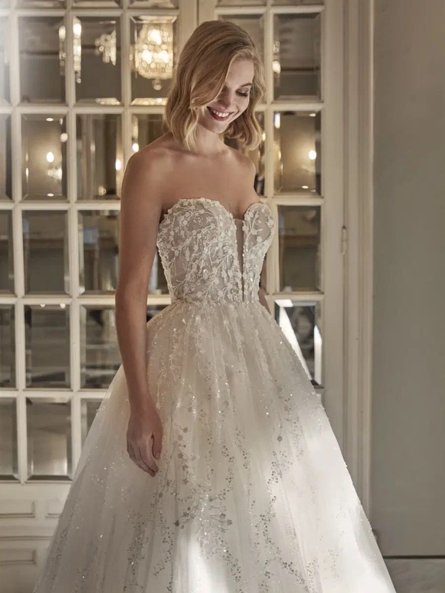 ALISETTE by Pronovias Privée - view 4 of 4