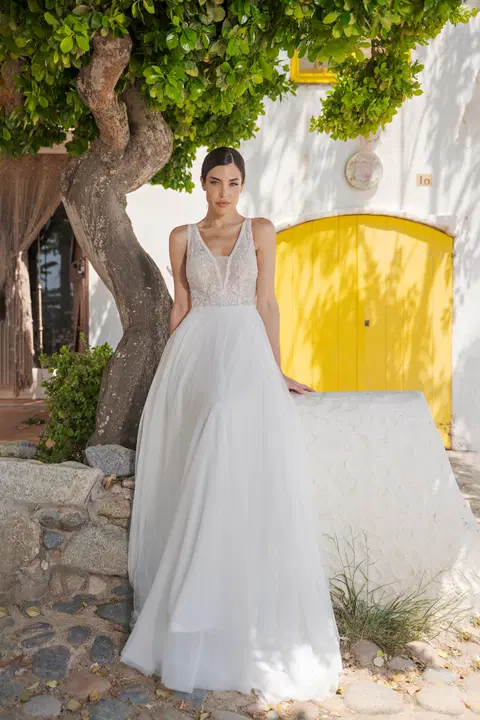Style B2451 wedding dress by AnnAngelex, A-line, tulle