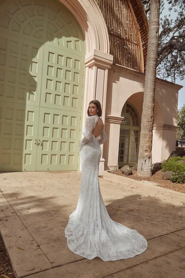 LA26262 Laura by Calla Blanche - view 2 of 6
