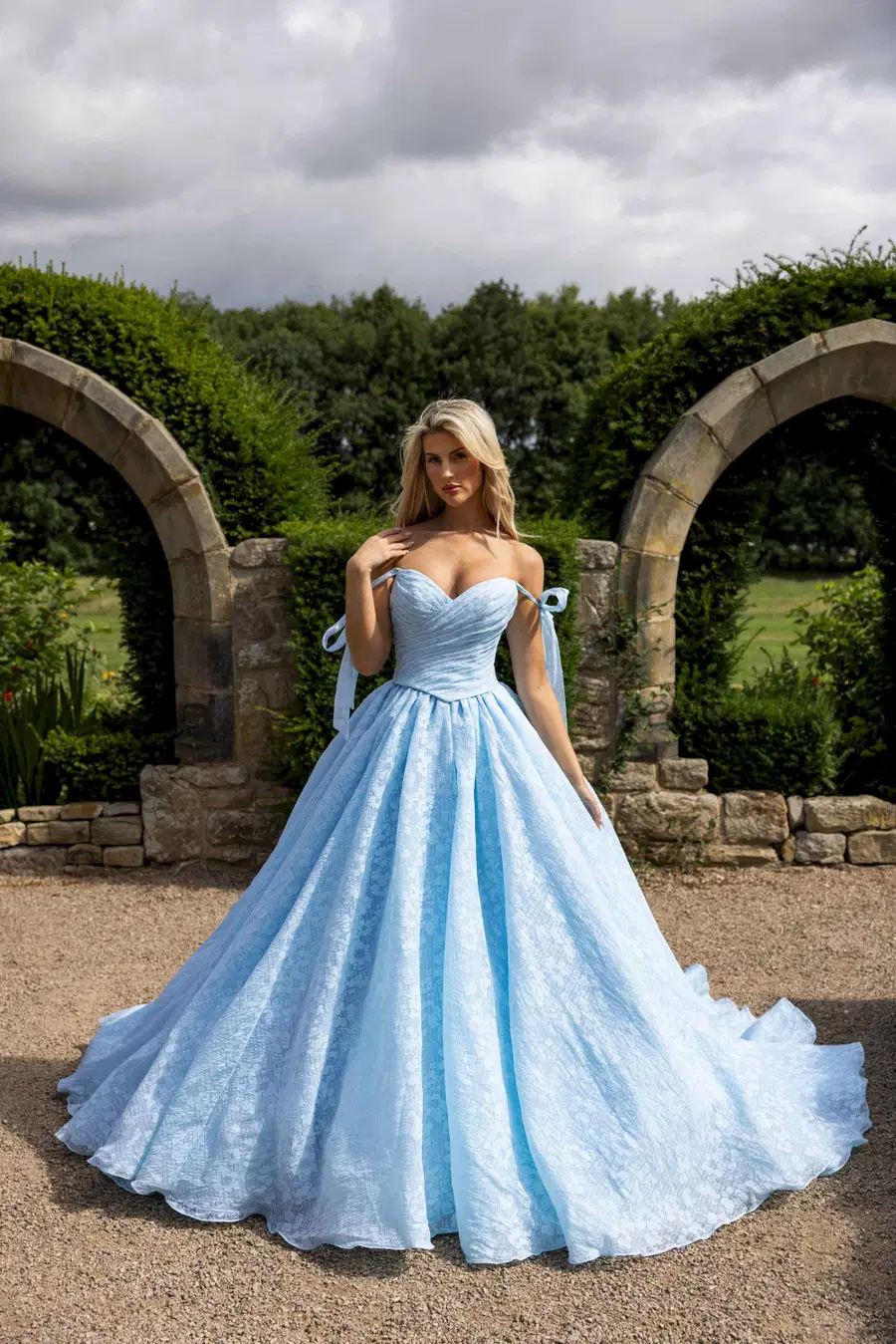 RB4239 Blue by Rachel Allan: Ball Gown silhouette, sweetheart neckline, sleeveless, tulle