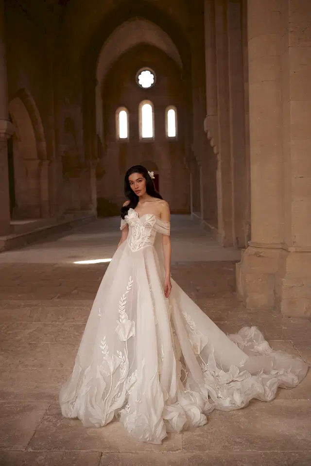 Bernadette Lafont by Innocentia Divina: Ball Gown silhouette, sweetheart neckline, tulle