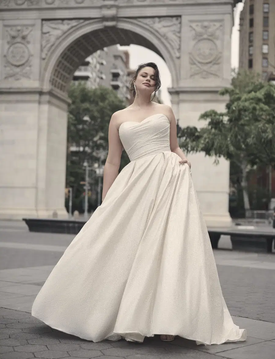 Anniston by Maggie Sottero: Ball Gown silhouette, sweetheart neckline, sleeveless, satin