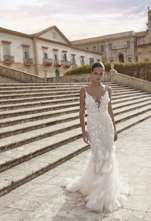 Celeste 25-010 by Ricca Sposa: Mermaid silhouette, deep V-neck neckline, sleeveless, lace