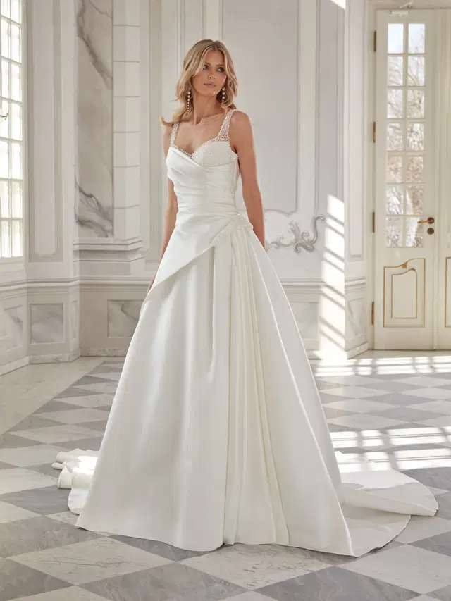 Kimberly by Vanilla Sposa: A-Line silhouette, sweetheart neckline, satin, chapel train
