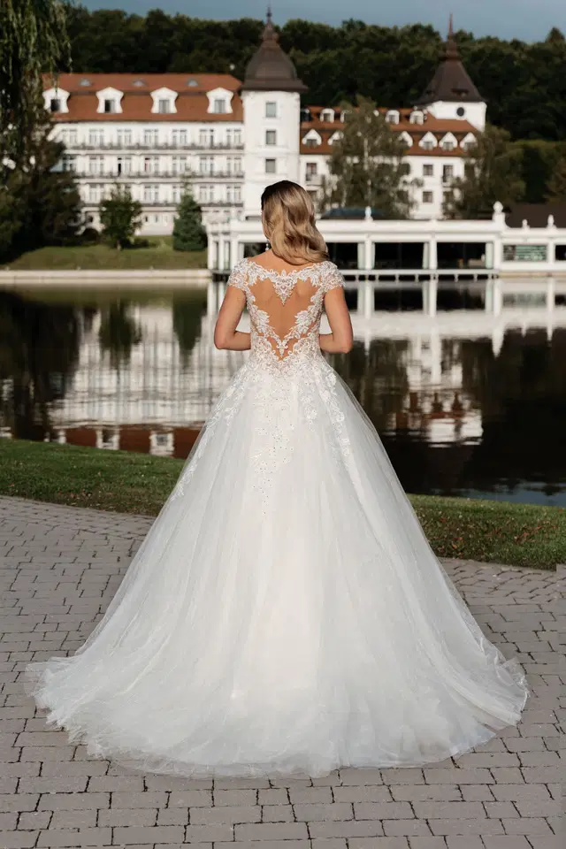5574 by Serena Bridal - view 2 of 3