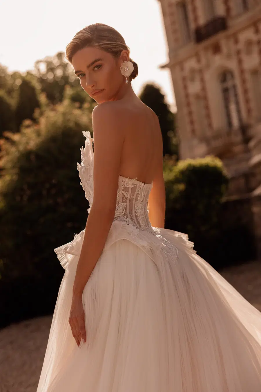Sanaz by Maks Mariano - view 4 of 5