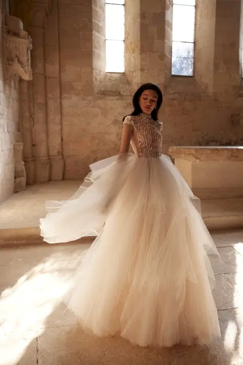 Simone Mareuil wedding dress by Innocentia Divina, ball gown, tulle
