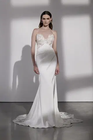 Kensington by Avenue by Josephine Scott - view 4 of 8