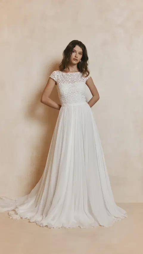 Akima wedding dress by Anna Kara, A-line, chiffon